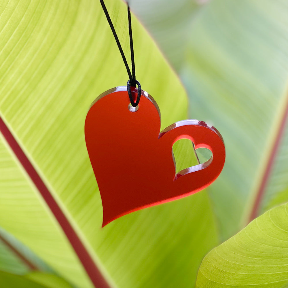Red heart to heart acrylic necklace