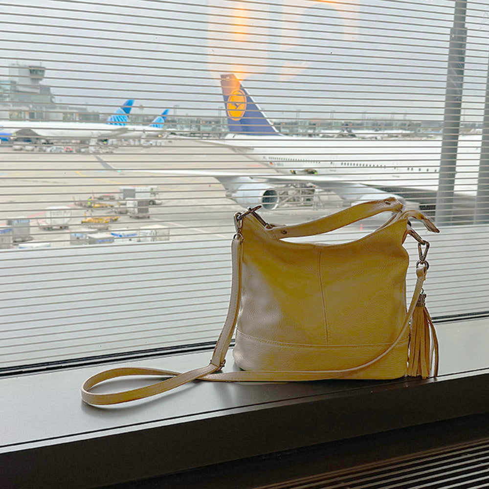 Woven leather Jet Set Shoulder Bag