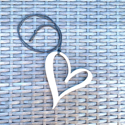 Hand drawn heart necklace white
